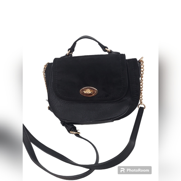 Lauren Conrad Black Crossbody Purse - Picture 4 of 13